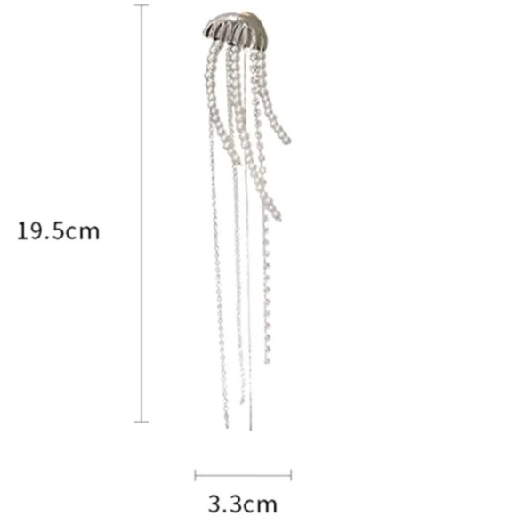 Jellyfish Pearl Crystal Brooch - Picture 10 of 11